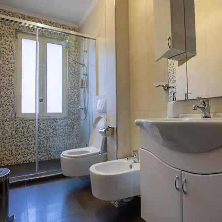 Duplex * Tirana